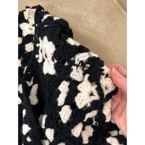 Elan Kylee Macrame Crochet Cropped Cardigan in Black/White, S - Picture 11 of 11